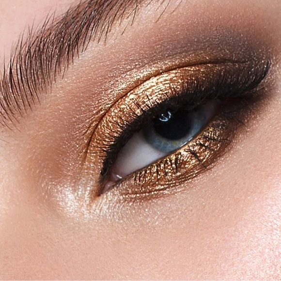 ♥️ ALICE IN WONDERLAND MAKEUP CRAYON SET ♥️ - Picture 2 of 4